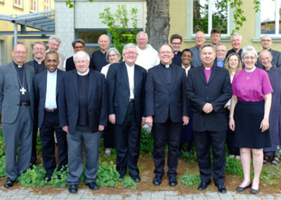 Anglicanos e católicos romanos assinam declaração sobre eclesiologia